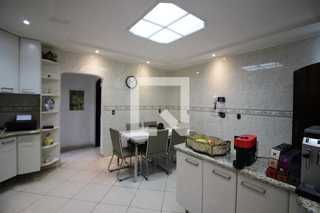 Casa à venda com 297m², 4 quartos e 5 vagasCozinha