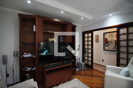 Casa à venda com 297m², 4 quartos e 5 vagasSala de TV