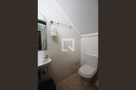 Casa à venda com 297m², 4 quartos e 5 vagasLavabo 2