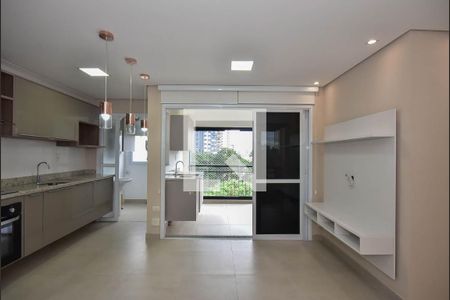 Sala de apartamento à venda com 2 quartos, 58m² em Vila Suzana, São Paulo