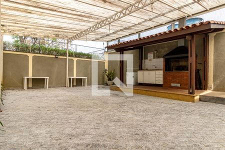 Apartamento à venda com 65m², 2 quartos e 1 vaga Apartamento à venda com 65m², 2 quartos e 1 vagaÁrea comum - Churrasqueira