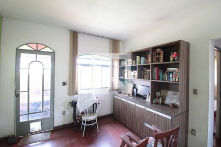 Casa à venda com 520m², 5 quartos e 3 vagasHall dos Quartos