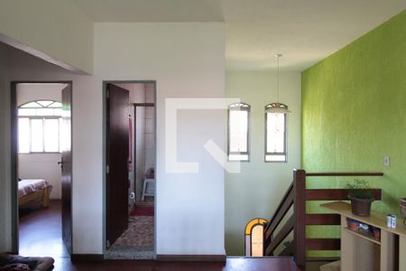 Casa à venda com 520m², 5 quartos e 3 vagasHall dos Quartos