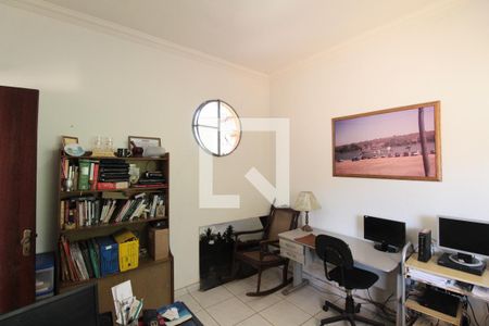 Casa à venda com 520m², 5 quartos e 3 vagasQuarto 2