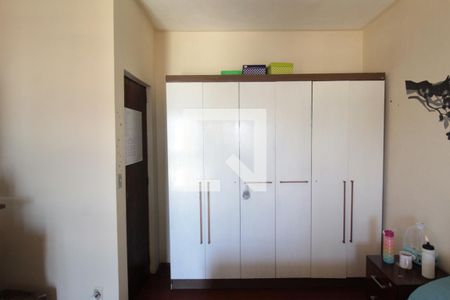 Casa à venda com 520m², 5 quartos e 3 vagasQuarto 1