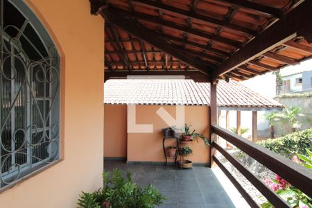 Casa à venda com 520m², 5 quartos e 3 vagasVaranda