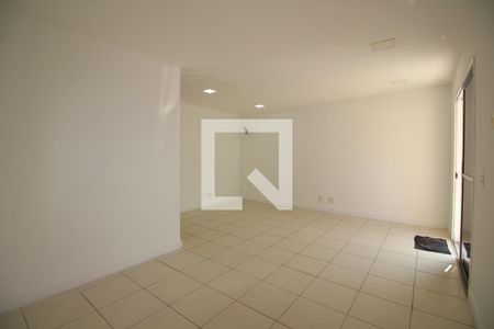 Sala de casa de condomínio à venda com 5 quartos, 140m² em Freguesia (jacarepaguá), Rio de Janeiro