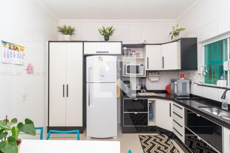 Casa à venda com 112m², 3 quartos e 2 vagasCozinha