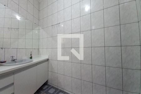 Casa à venda com 250m², 3 quartos e 3 vagas Casa à venda com 250m², 3 quartos e 3 vagasBanheiro da Suíte