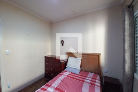 Casa à venda com 250m², 3 quartos e 3 vagas Casa à venda com 250m², 3 quartos e 3 vagasQuarto 3