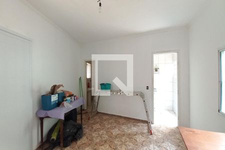 Casa à venda com 250m², 3 quartos e 3 vagas Casa à venda com 250m², 3 quartos e 3 vagasQuarto