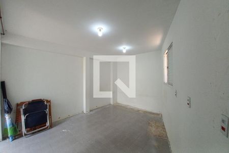 Casa à venda com 250m², 3 quartos e 3 vagas Casa à venda com 250m², 3 quartos e 3 vagasSala