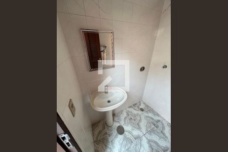 Casa à venda com 250m², 3 quartos e 4 vagas Casa à venda com 250m², 3 quartos e 4 vagasBanheiro de serviço