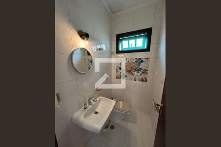 Casa à venda com 250m², 3 quartos e 4 vagas Casa à venda com 250m², 3 quartos e 4 vagasLavabo