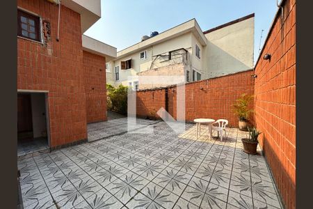 Casa à venda com 250m², 3 quartos e 4 vagas Casa à venda com 250m², 3 quartos e 4 vagasQuintal