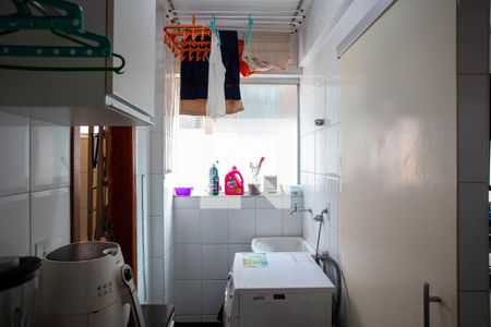 Apartamento à venda com 102m², 3 quartos e 2 vagas Apartamento à venda com 102m², 3 quartos e 2 vagasÁrea de Serviço