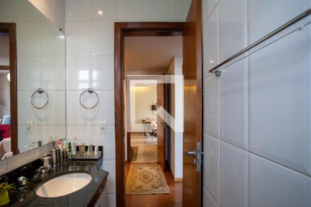 Apartamento à venda com 102m², 3 quartos e 2 vagas Apartamento à venda com 102m², 3 quartos e 2 vagasBanheiro