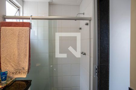 Apartamento à venda com 102m², 3 quartos e 2 vagas Apartamento à venda com 102m², 3 quartos e 2 vagasBanheiro da Suíte