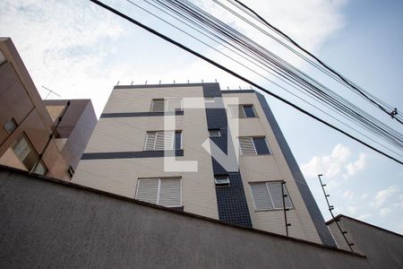 Apartamento à venda com 102m², 3 quartos e 2 vagas Apartamento à venda com 102m², 3 quartos e 2 vagasFachada