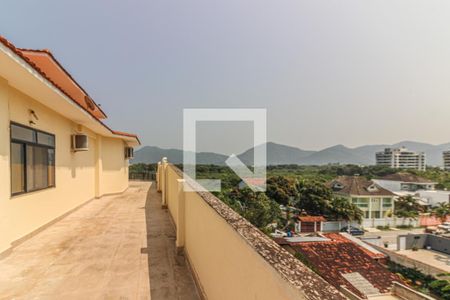 Apartamento à venda com 376m², 3 quartos e 3 vagas Apartamento à venda com 376m², 3 quartos e 3 vagasVaranda e Terraço