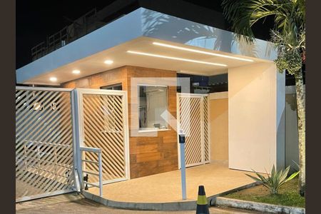 Apartamento à venda com 376m², 3 quartos e 3 vagas Apartamento à venda com 376m², 3 quartos e 3 vagasÁrea comum - Entrada do condomínio