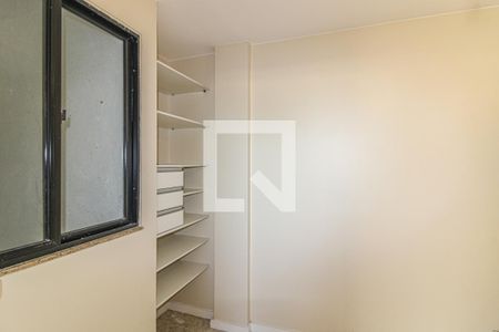 Apartamento à venda com 376m², 3 quartos e 3 vagas Apartamento à venda com 376m², 3 quartos e 3 vagasÁrea de Serviço - Quarto