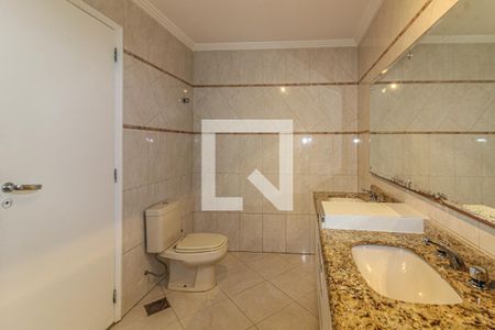 Apartamento à venda com 376m², 3 quartos e 3 vagas Apartamento à venda com 376m², 3 quartos e 3 vagasSuíte - Banheiro