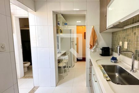 Apartamento à venda com 100m², 3 quartos e sem vaga Apartamento à venda com 100m², 3 quartos e sem vagaCozinha