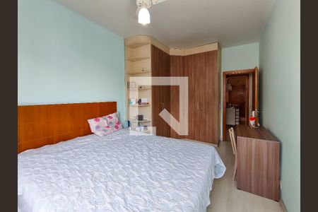 Apartamento à venda com 135m², 4 quartos e 2 vagasQuarto 3