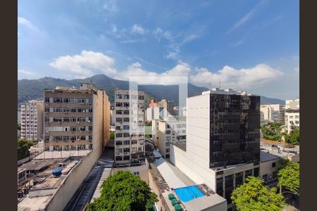 Apartamento à venda com 135m², 4 quartos e 2 vagasVista do Quarto 2