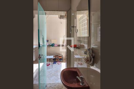 Apartamento à venda com 135m², 4 quartos e 2 vagasBanheiro de serviço