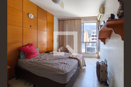 Apartamento à venda com 135m², 4 quartos e 2 vagasSuíte