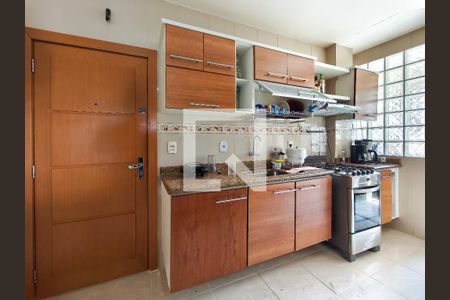 Apartamento à venda com 135m², 4 quartos e 2 vagasCozinha