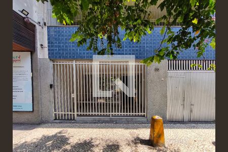 Apartamento à venda com 135m², 4 quartos e 2 vagasFachada e portaria