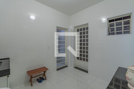 Casa à venda com 245m², 4 quartos e 4 vagas Casa à venda com 245m², 4 quartos e 4 vagasÁrea de Serviço