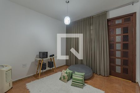 Casa à venda com 245m², 4 quartos e 4 vagas Casa à venda com 245m², 4 quartos e 4 vagasQuarto 2