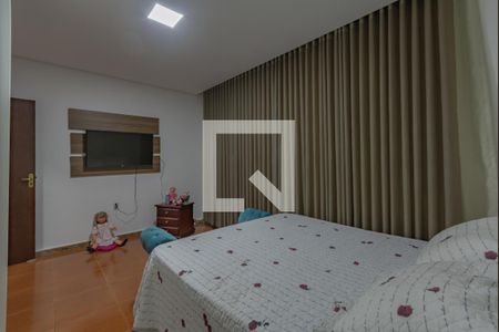 Casa à venda com 245m², 4 quartos e 4 vagas Casa à venda com 245m², 4 quartos e 4 vagasSuíte 1