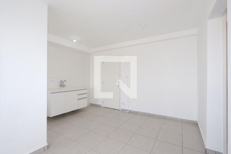 Sala de apartamento para alugar com 2 quartos, 50m² em Vila Fátima, São Paulo