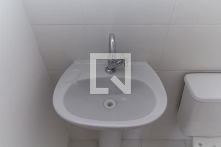 Apartamento para alugar com 50m², 2 quartos e sem vaga Apartamento para alugar com 50m², 2 quartos e sem vagaBanheiro