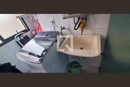 Apartamento à venda com 71m², 3 quartos e 1 vaga Apartamento à venda com 71m², 3 quartos e 1 vagaÁrea de Serviço