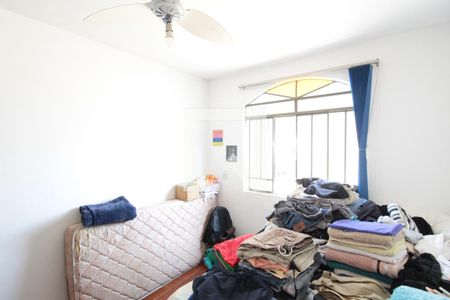 Casa à venda com 200m², 3 quartos e 10 vagasQuarto 1