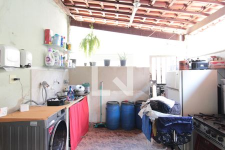 Casa à venda com 200m², 3 quartos e 10 vagasArea de Serviço