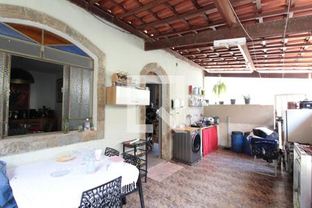 Casa à venda com 200m², 3 quartos e 10 vagasArea de Serviço