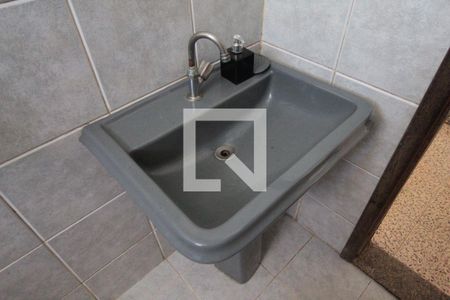 Casa à venda com 200m², 3 quartos e 10 vagasBanheiro Social 2