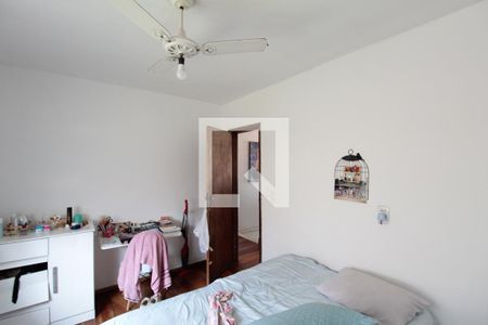 Casa à venda com 200m², 3 quartos e 10 vagasQuarto 2