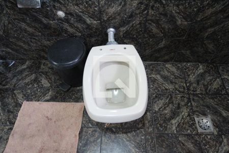 Casa à venda com 200m², 3 quartos e 10 vagasBanheiro da Suite