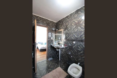 Casa à venda com 200m², 3 quartos e 10 vagasBanheiro da Suite