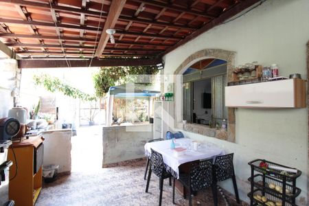 Casa à venda com 200m², 3 quartos e 10 vagasArea de Serviço