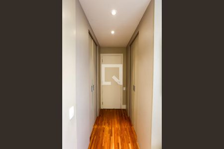 Apartamento à venda com 210m², 4 quartos e 3 vagasCorredor