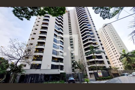 Apartamento à venda com 210m², 4 quartos e 3 vagasFachada